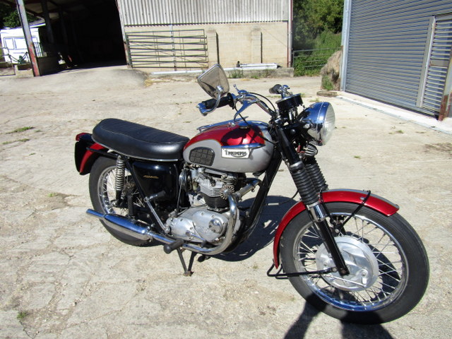 1969 Triumph Trophy - GB Motorcycles