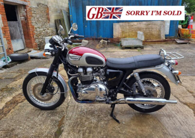 2006 Triumph T100 Bonneville – Red/Silver