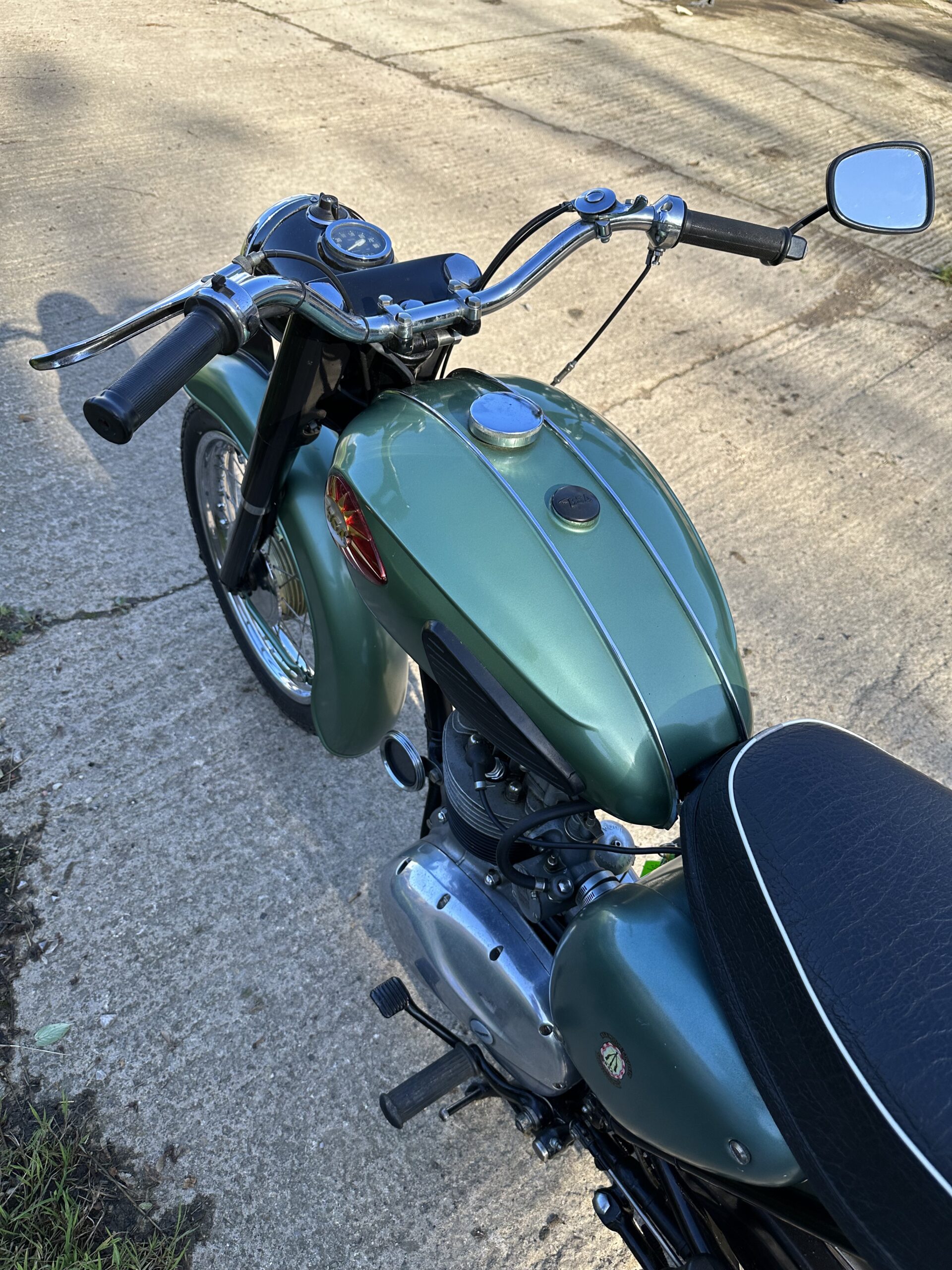 1961 B.S.A. C15 in Almond Green - GB Motorcycles
