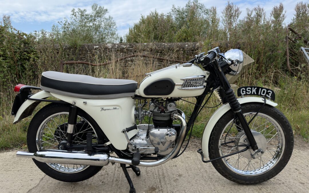 1963 Triumph T90 – White