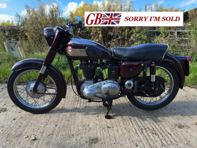 1954 Ariel 350cc Red Hunter