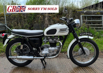 1963 Triumph T120 Bonneville – White