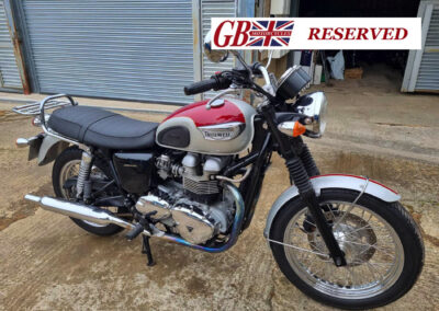 2006 Triumph T100 Bonneville – Red/Silver