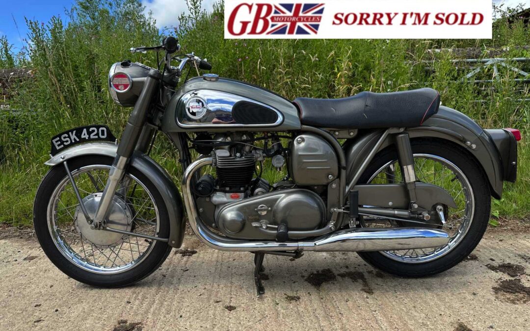 1957 Norton 99 Featherbed