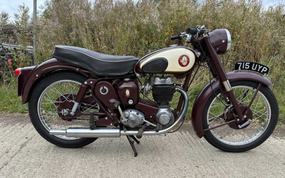 1958 B.S.A. C12 250cc – Maroon & Cream