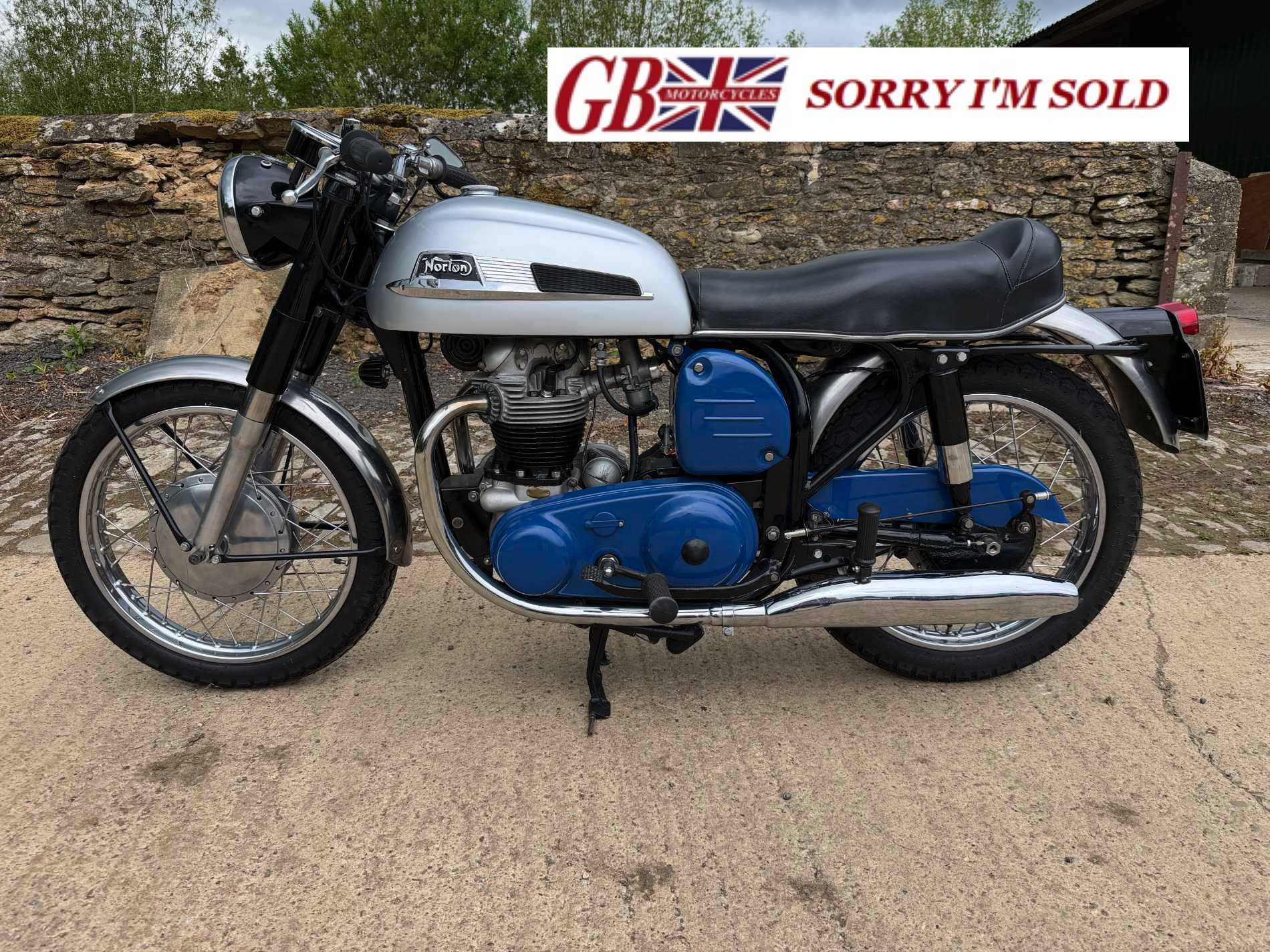 1970 Norton Mercury 650cc_sis